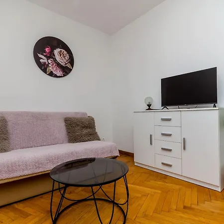 Tabak * טרוגיר