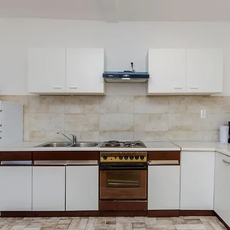 Tabak Apartman *