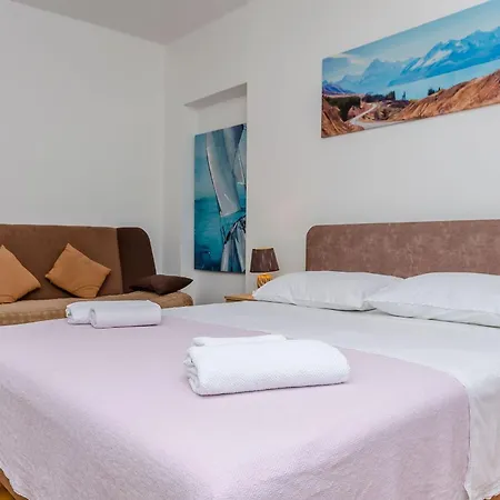 Tabak Apartment