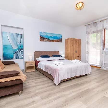 Tabak Apartman Trogir